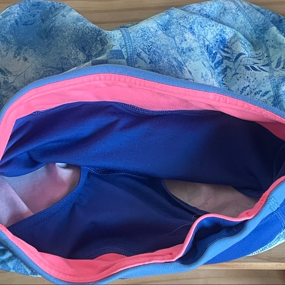 Ivivva running shorts - Picture 3 of 8